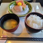 銀のすず - ◇食事 程なくして ご飯が炊き上がります！ 土鍋に固形燃料叩き上げる 真室川産金賞受賞のコシヒカリ