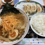 うまいめんくい亭 - カラネギ中華ラーメン+餃子ライス