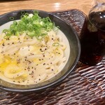 うどん 丸香 - 釜玉カルピスバター。濃厚で黒胡椒がアクセント！