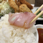 わ楽 - 姫鯛のお刺身　オンザライス  