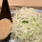 覚王山とんかつ わだ福 - キャベツ
