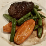 コム・ア・ラ・メゾン - 牛ホホ肉の赤ワイン煮込み4,180円