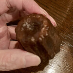 コム・ア・ラ・メゾン - サービスのカヌレ