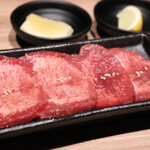 Yakiniku Shokudou Nikuyano Shigoto - 