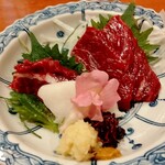 馬春楼 - 舌にそよぐ桜刺し⭐️❤️繊細な軽さに心躍ります♪