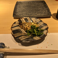 鮓ぱんち - クレソンとサワラのピスタチオ焼き