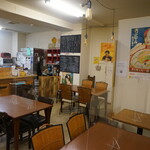 どんどん焼き おやつ屋さん - 店内の様子