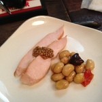 Ms.Plate - 注文を受けてから、作り上げられる間の「ちょっとこれつまんでて〜」の盛り合わせ