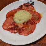 焼肉の和民 - にんにく牛タン