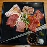 Takenoyama Dainingu Hitoishi - 特上タン、名古屋コーチン、あいち鴨、和牛赤身、希少部位２種、本日のステーキ