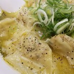 Rock’anDo - 牡蠣煮干ワンタン麺