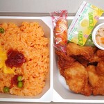 駅弁屋 - チキン弁当900円