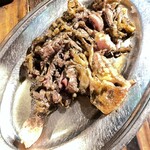 焼鳥丸万 - 地鶏炭火焼き骨つき