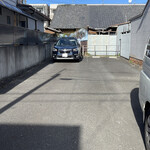 いねのや - 駐車場は3台あり