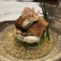 割烹蒲焼 横浜八十八 NEWoMan横浜店 - うなぎと胡瓜の胡麻酢和え1650円、見た目上品だが意外に食べ応えある