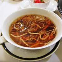 中国料理 彩龍 - 本日のふかひれスープ
                  