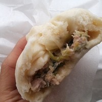 トゥーランドット 臥龍居  - 《テイクアウト》肉まんの中身