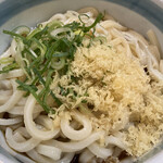 三笠うどん - ぶっかけうどん (450円) 大盛 (100円)