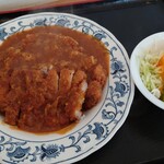 Oonoya - カツカレー 1,000円 全景