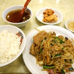 ラーメン 中華定食 マル山 - 