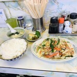 北京定食 やまちゃん - 肉野菜炒め定食