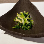 秋葉原 鮨 よこ田 - 青菜と湯葉のお浸し