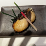 秋葉原 鮨 よこ田 - 鰤照り焼き