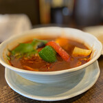 Mandara - 煮込みハンバーグ、薬膳スープ