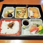 Shummi Wazen Kino Shou - 季節弁当