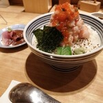 日本橋海鮮丼 つじ半 - 