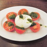 ミアスタンド - 丸ごとカプレーゼ