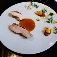 ラ・ボンヌターブル - 大山鶏の稲藁焼き、生姜のジュ、かんずり、柚子餅、べったら漬け