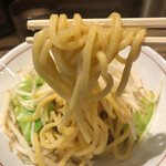 麺屋 ジャイアン - 麺持ち上げ