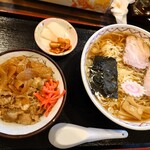 かなざわ亭 - ラーメン＆ミニ牛丼