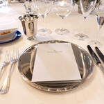 トゥールダルジャン - テーブル・セッティング