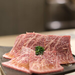 焼肉 六六六 - 和牛赤身のイチボ