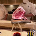 青蓮院門跡前 月おか - 経産牛