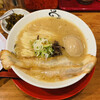 麺屋 八感 - 料理写真:八感ラーメン麺大盛り