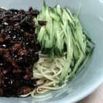 吉林菜館 - 炸醤麺（ジャージャン麺）