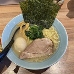 横浜家系ラーメン 銀家 - 