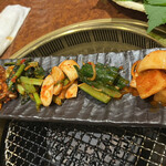 焼肉 スタミナ苑 - キムチ盛り合わせ