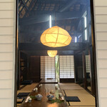 山菜料理 みたき園 - 藁葺き屋根の母屋の中