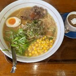 Kagura Ramen - 味噌ラーメン８８０円