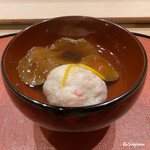 御料理 寺沢 - ずわいがにの蟹真薯と天然滑子茸の椀物