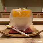 御料理 寺沢 - 柿と豊水梨で覆われたブルーチーズのブランマンジェ