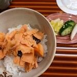 割烹 市川 - 鮭ごはん