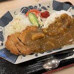 東川楽座　笹一 - カツカレーサラダ付き大盛