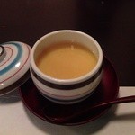 喜和美家 - Ｈ25.05②　【温物】　岩田養鶏場玉子と自家製豆腐の茶碗蒸し