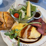 Peter Rabbit Garden Cafe Jiyugaoka