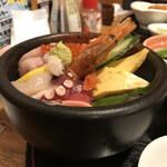 Sakanaya Doujou - 海鮮丼(上)